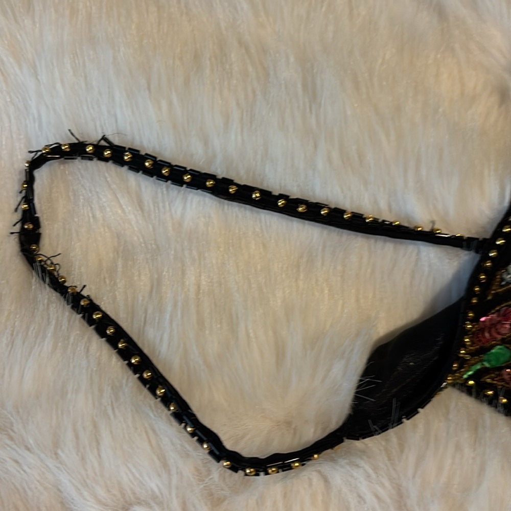 Silk beaded dress - Picture 3 of 5